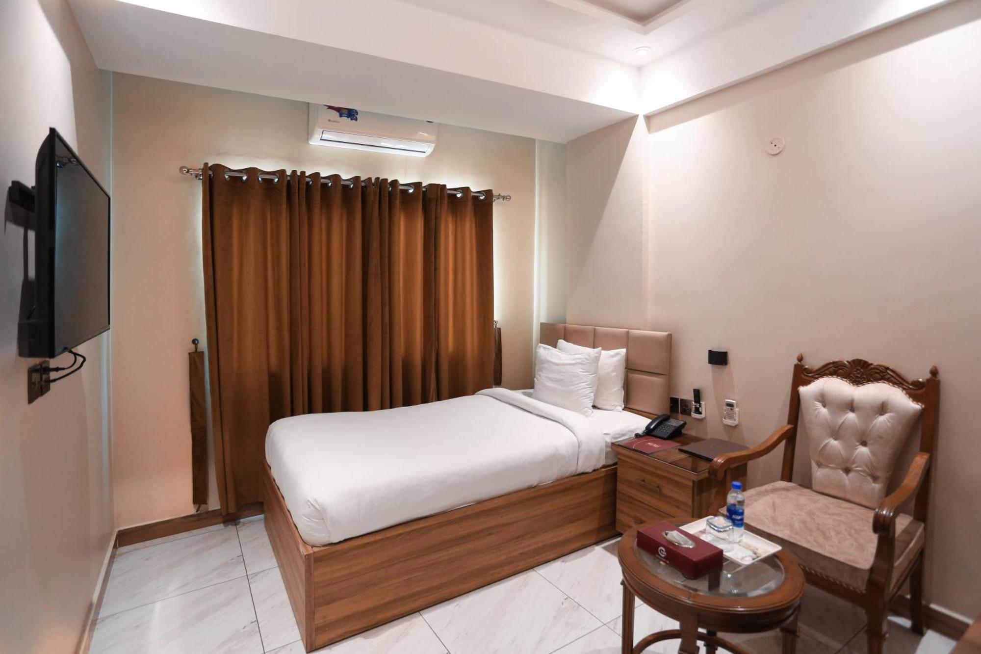 Hotel Pearl Inn Καράτσι Εξωτερικό φωτογραφία